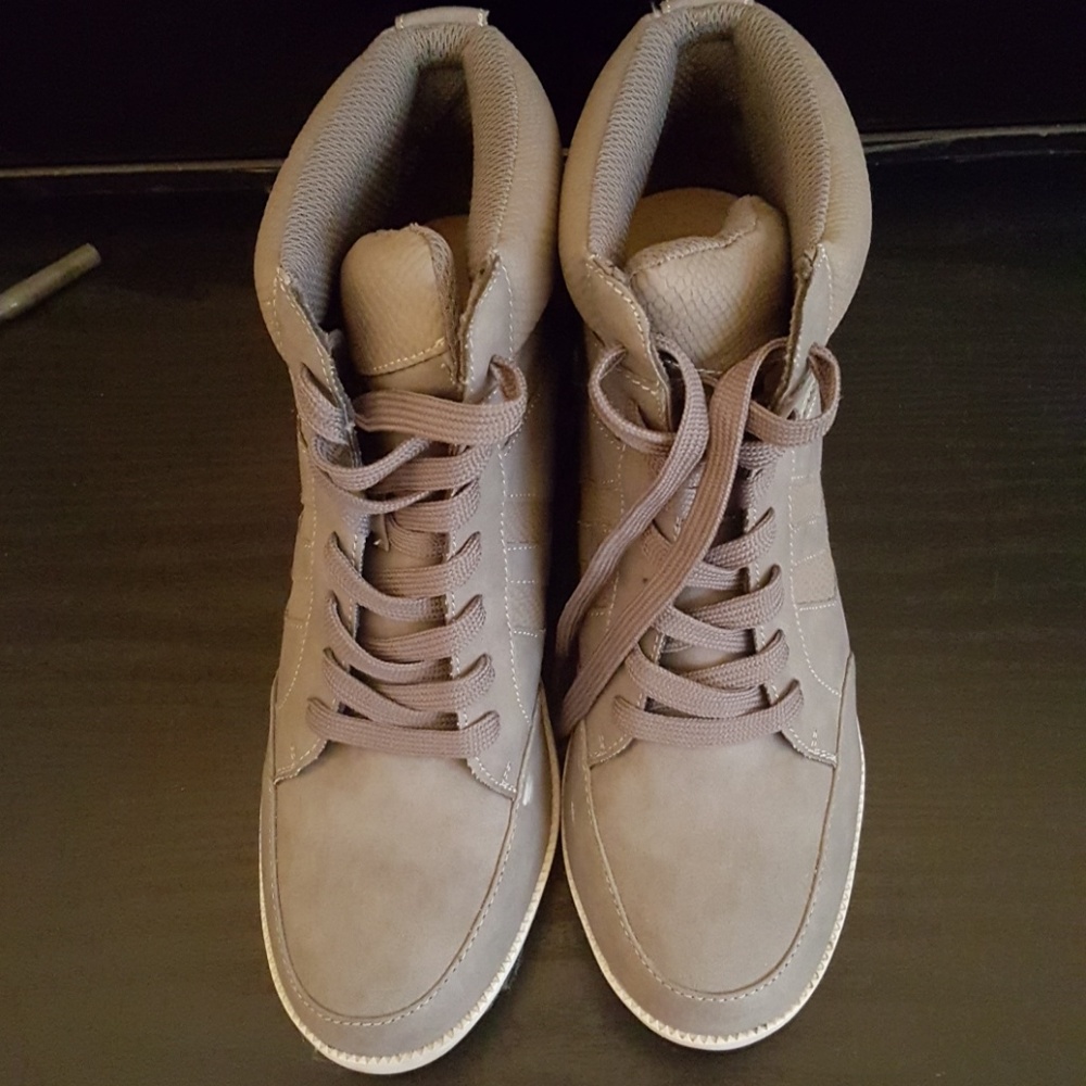 Hidden wedge sneakers